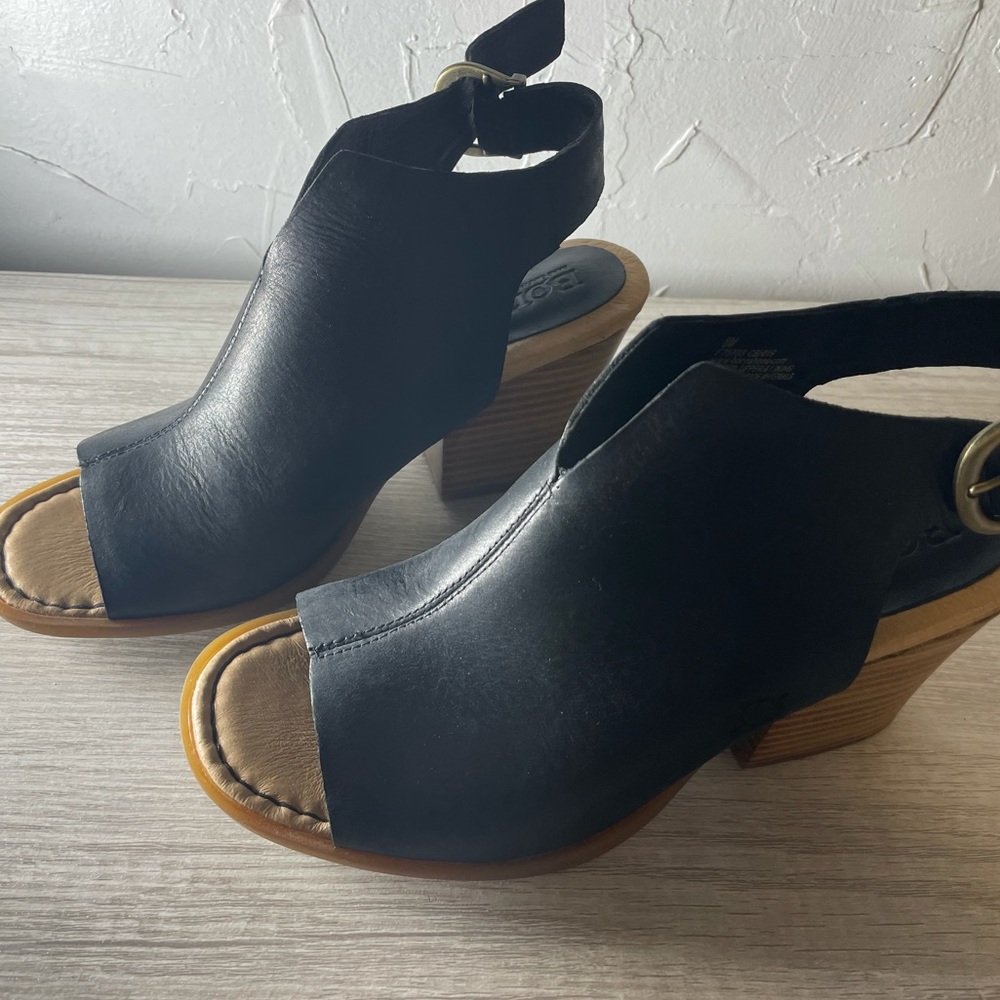Born Moraine Black Heels